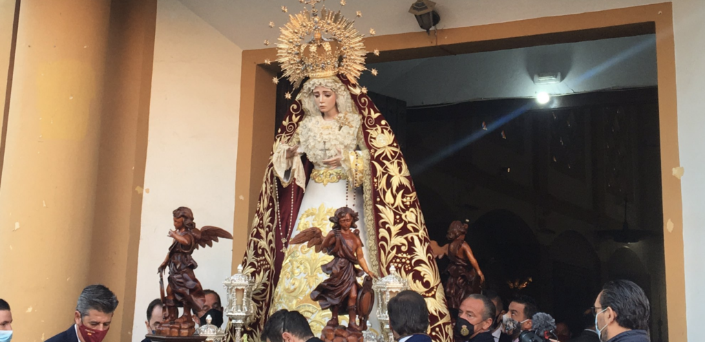 Se celebra el primer Rosario público en Jerez