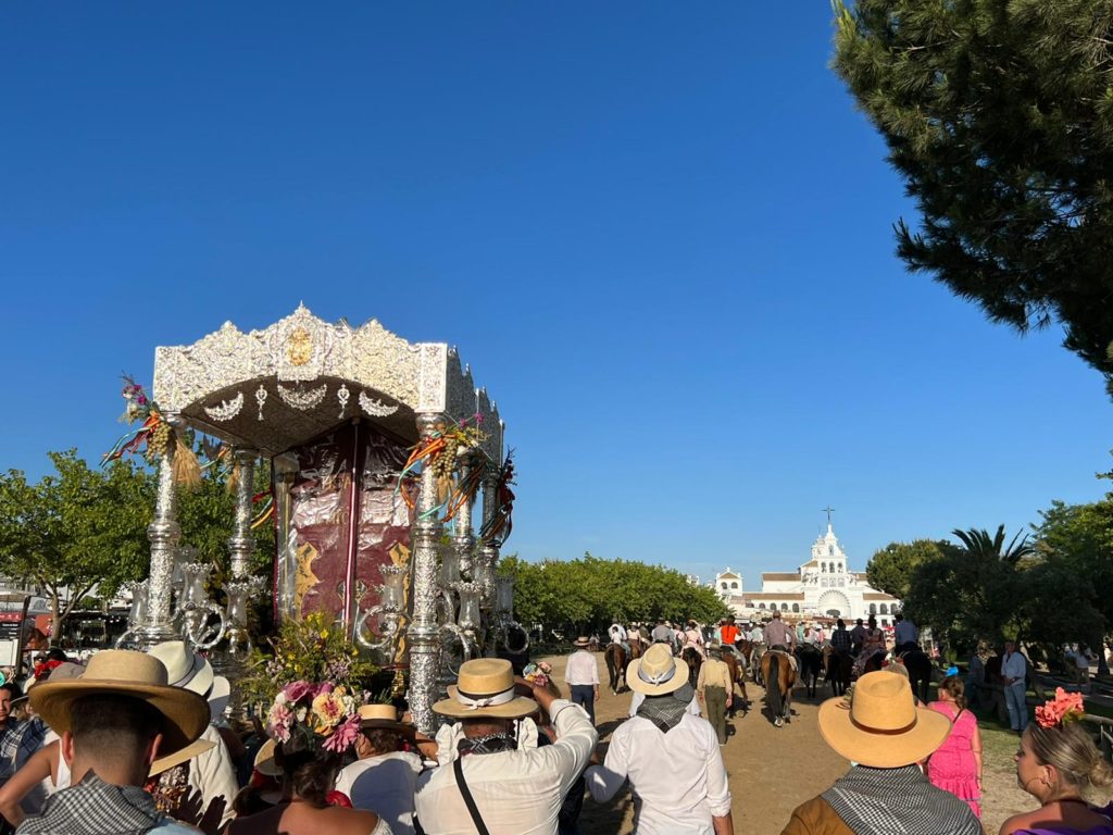 Así fue el Jueves de Camino con la Hermandad de Chiclana