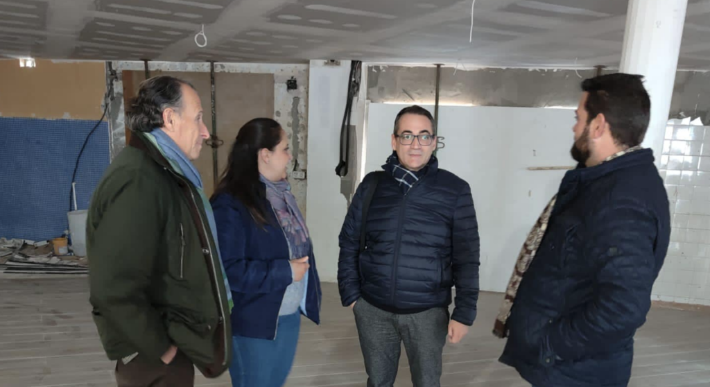 El Ayuntamiento de Chiclana invierte 18.000€ en la sede de la Hermandad del Amor